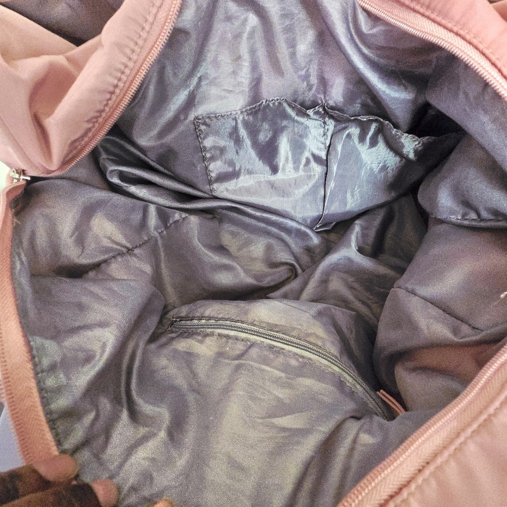 ☆ Pink Madden Girl Travel Duffel Bag w/Straps - Picture 5 of 10
